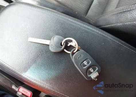 2012 Hyundai Tucson Gls z USA, uszkodzony, nr VIN KM8JUCAC4CU372548